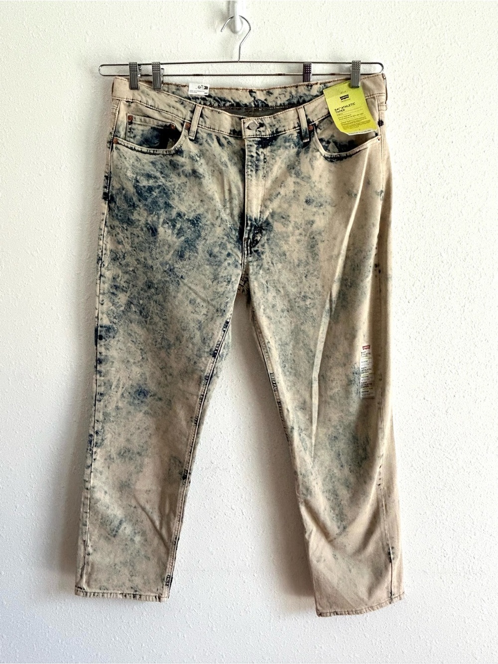 Levi's 541 Athletic Jeans Men's Size 42x32 Acid Wash Denim Stretch Tapered